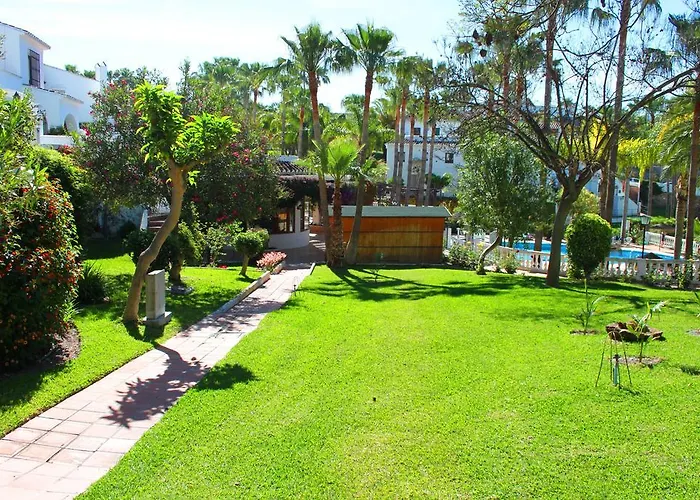 El Capistrano Guy P. Way Апартаменти