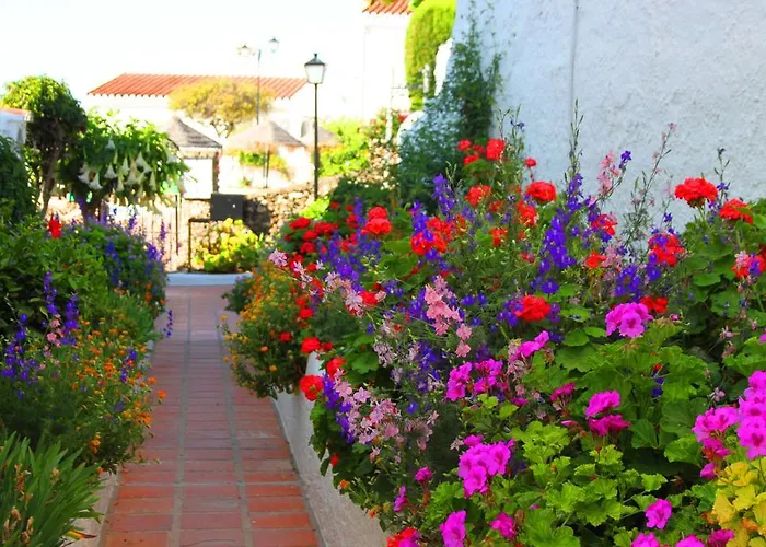 El Capistrano Guy P. Way Апартаменти