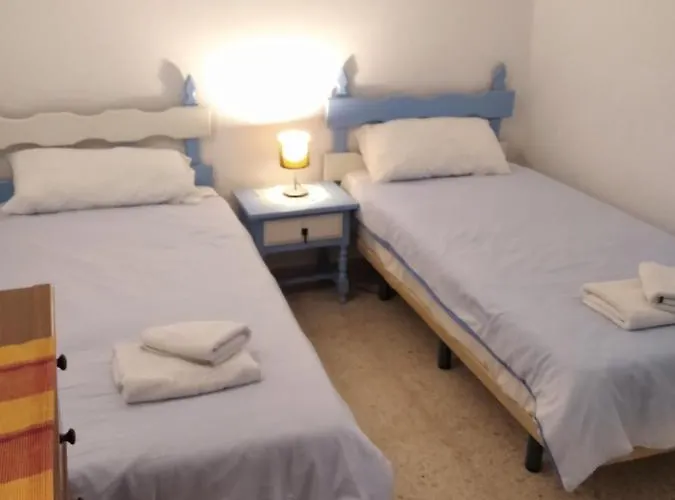 内尔哈市阿尔皮斯塔诺村盖伊皮维公寓 *