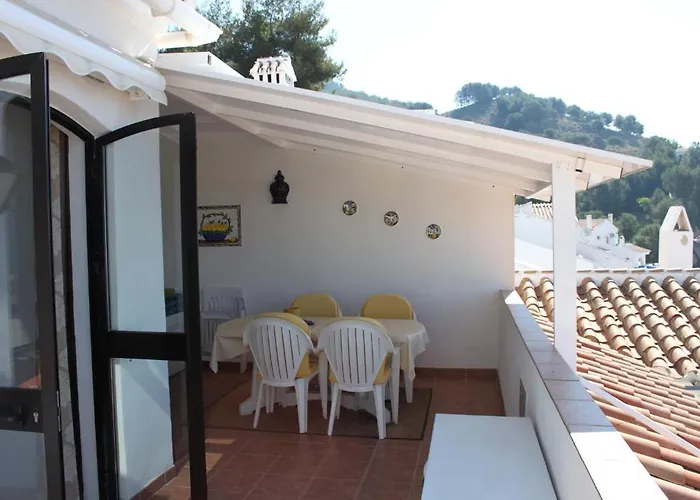 内尔哈市阿尔皮斯塔诺村盖伊皮维公寓 *