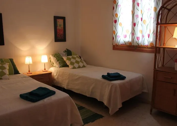 Апартаменти El Capistrano Guy P. Way *