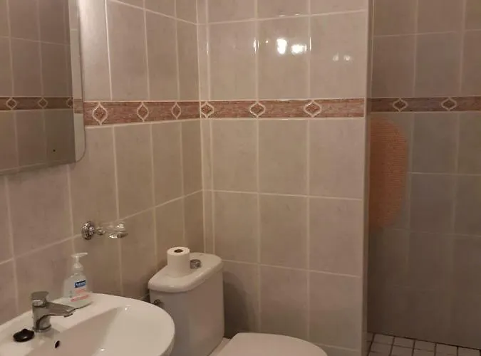 Апартаменти El Capistrano Guy P. Way Нерха