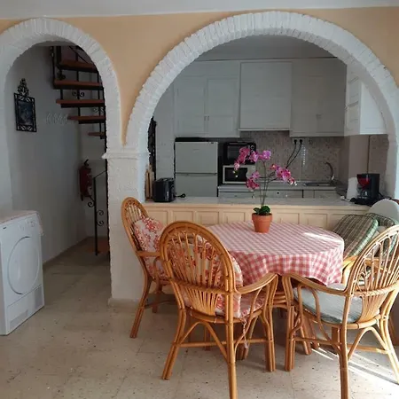 El Capistrano Guy P. Way Nerja